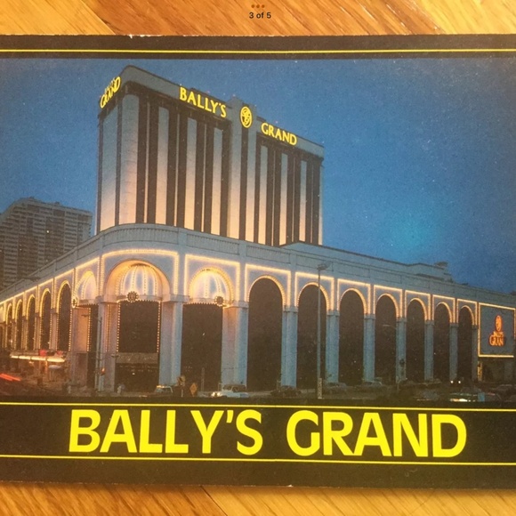 VINTAGE POSTCARDS 3 ATLANTIC CITY BALLY RESORT CASINO BOARDWALK POST CARDS NJ - Picture 3 of 5